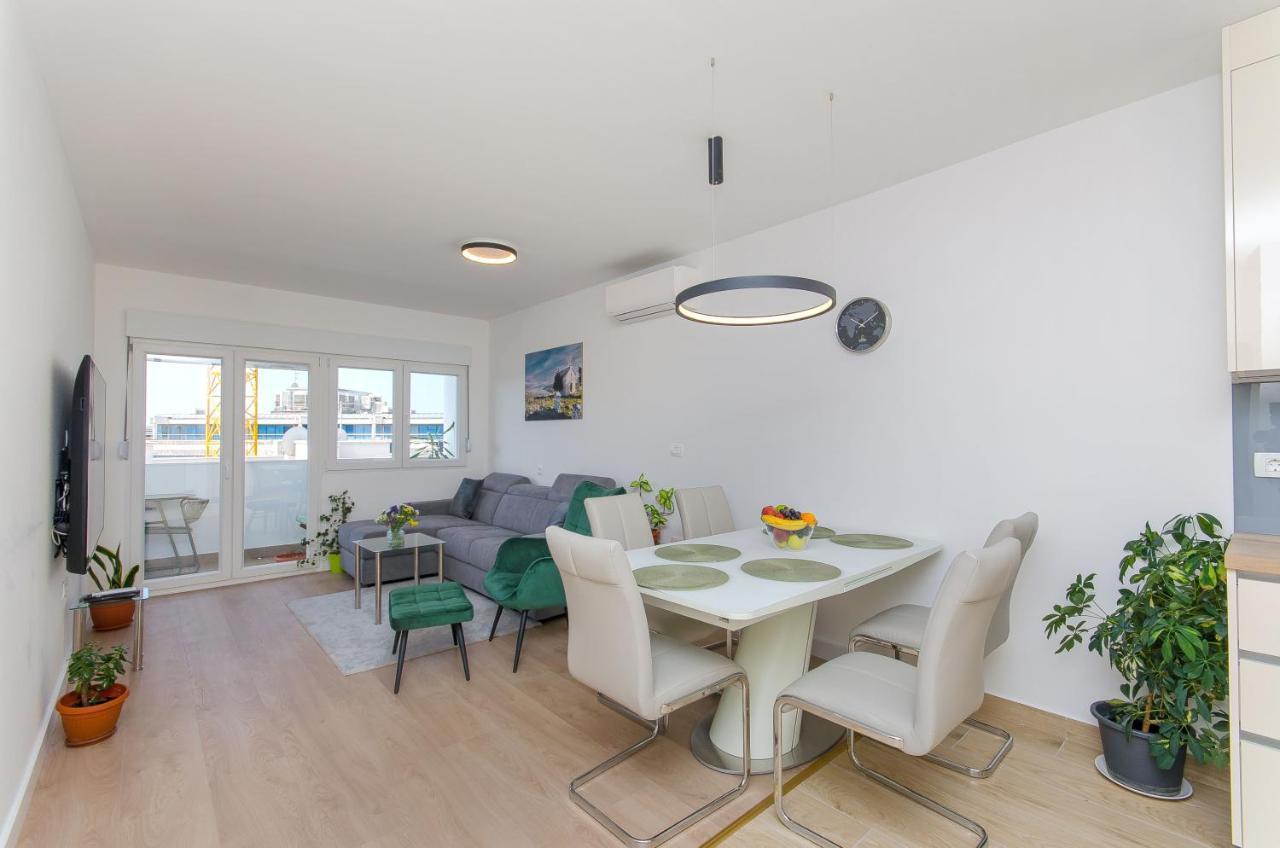 Modern Living Apartment Airy Σπλιτ Εξωτερικό φωτογραφία
