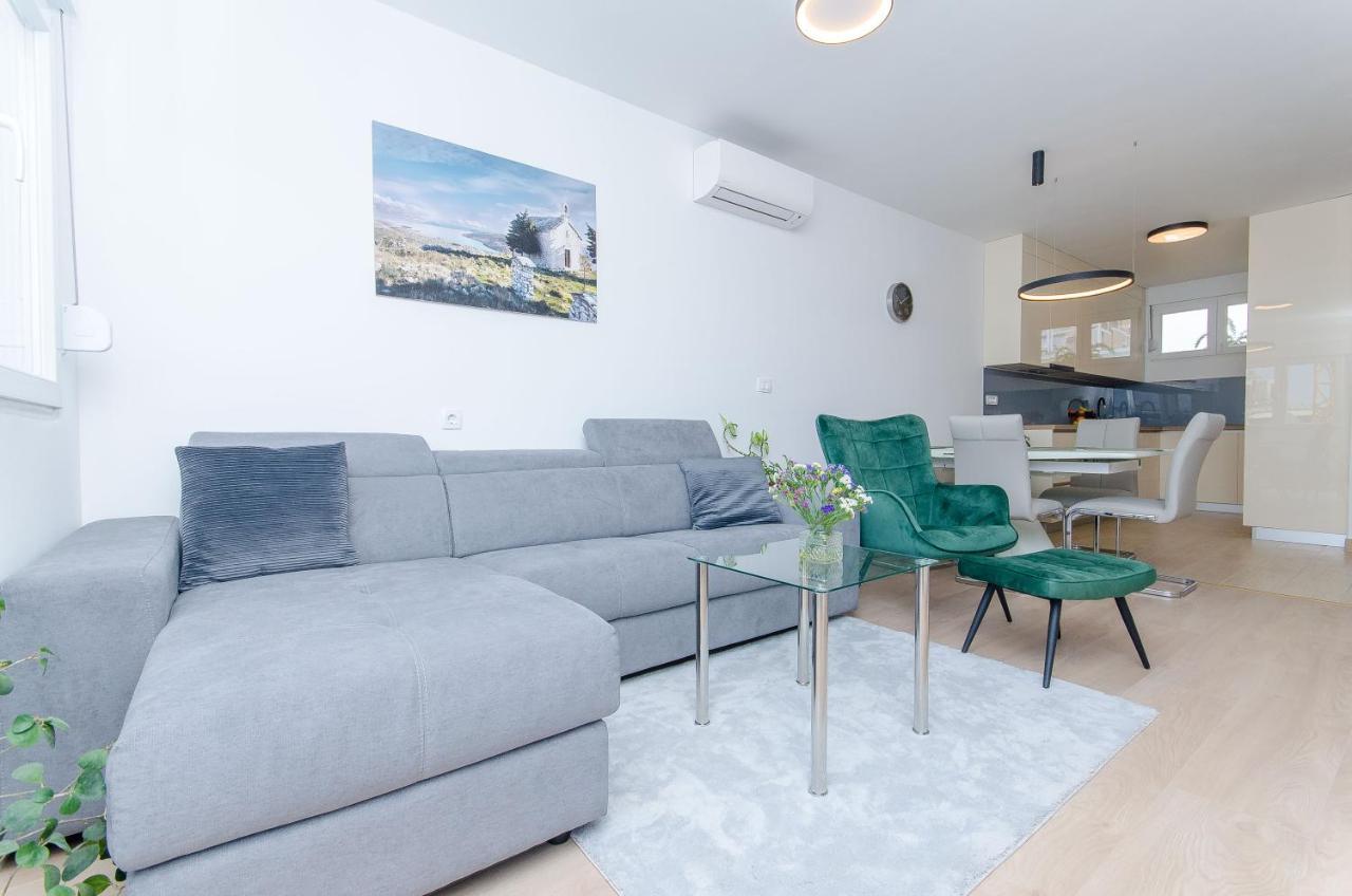 Modern Living Apartment Airy Σπλιτ Εξωτερικό φωτογραφία